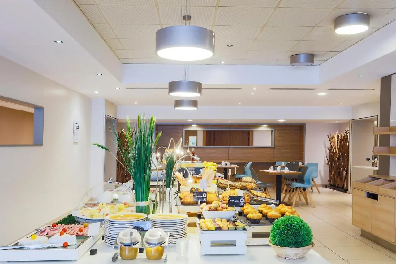 **** Hotel Mercure Paris Vaugirard Porte De Versailles France