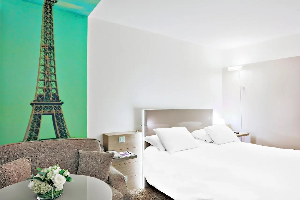 Mercure Paris Vaugirard Porte De Versailles 4*,